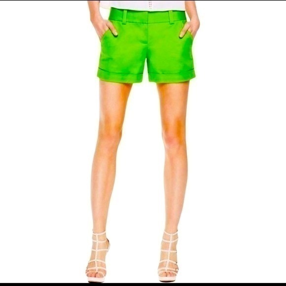 Vince Camuto stretch cotton cuffed shorts 8 - Picture 1 of 9